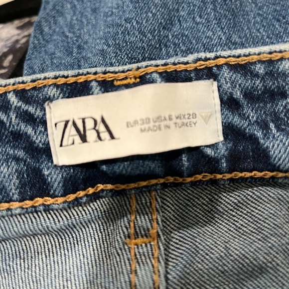Zara, ladies straight leg jeans, size 6 - Picture 4 of 4
